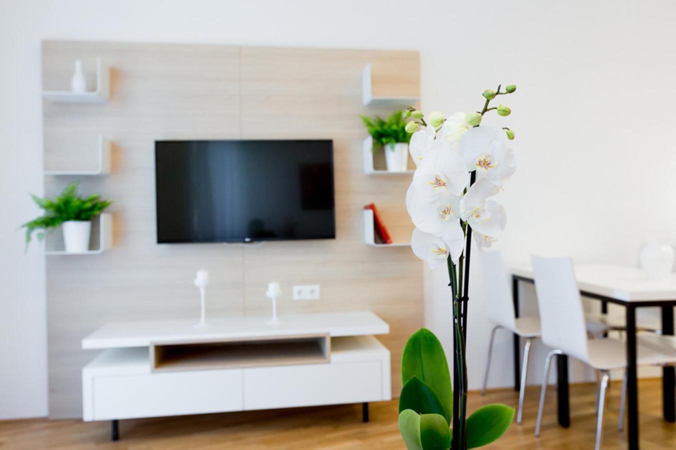 Shome Hotel Graz I Self Check-In I Free Parking 외부 사진
